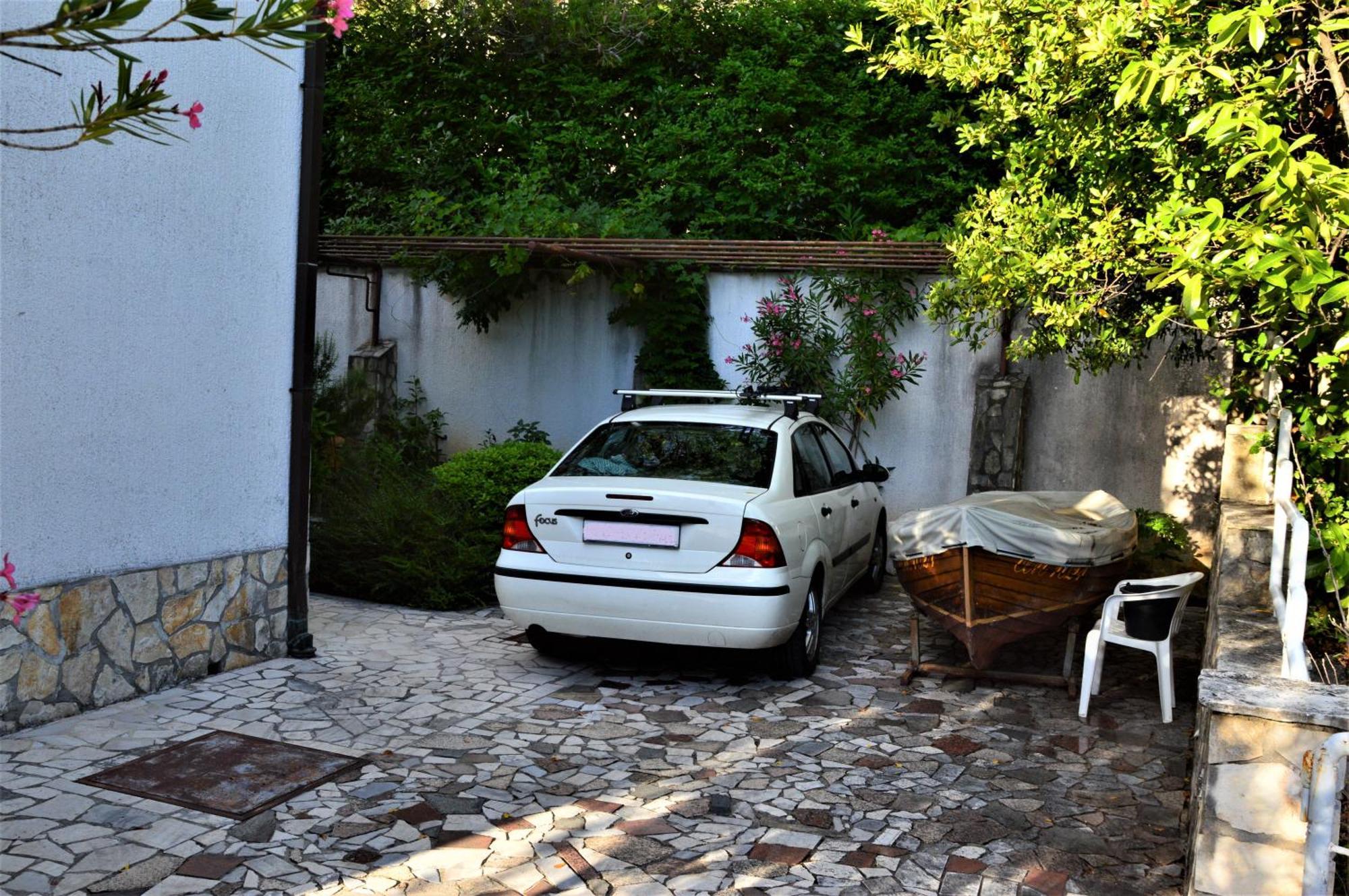 Apartments Martina Njivice Luaran gambar